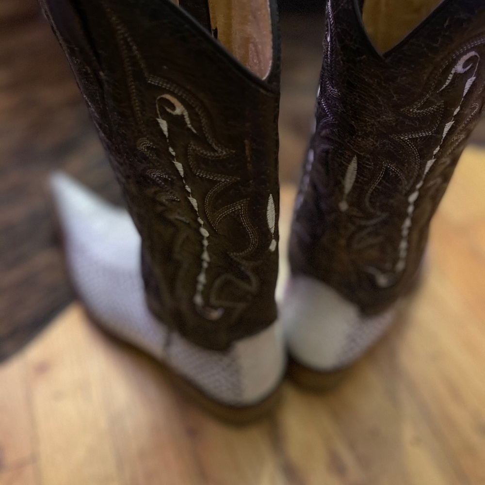 Cowboy boots - Picture 6 of 6